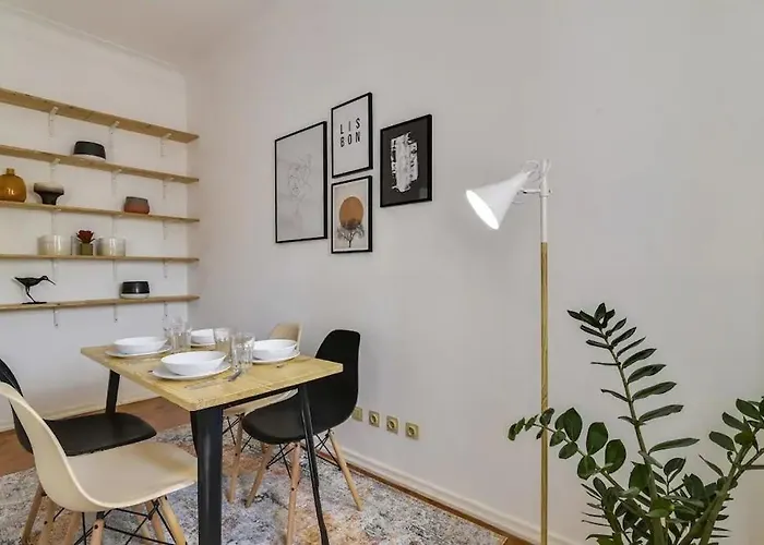 Pascoal - Lovely In The Heart Of Апартаменти *