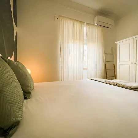 Pascoal - Lovely In The Heart Of *